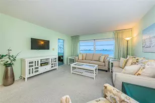 4750 Cove Cir, Saint Petersburg, FL 33708 - Photo 17