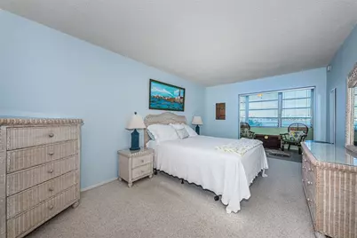 4750 Cove Circle #304, Saint Petersburg, FL 33708 - Photo 5