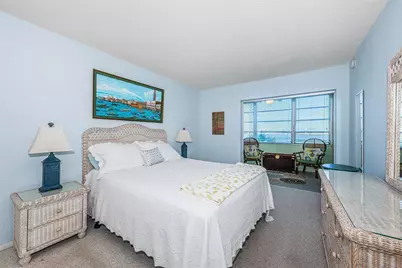 4750 Cove Circle #304, Saint Petersburg, FL 33708 - Photo 31
