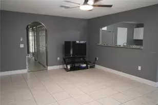 10410 Opus Dr, Riverview, FL 33579 - Photo 9