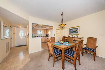 4750 Cove Circle #303, Saint Petersburg, FL 33708 - Photo 13