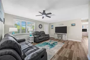 2155 Edythe Dr, Dunedin, FL 34698 - Photo 5