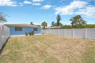 2155 Edythe Dr, Dunedin, FL 34698 - Photo 43