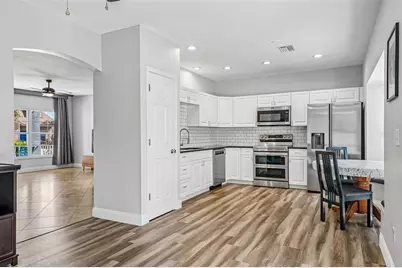 24348 Summer Wind Court, Lutz, FL 33559 - Photo 11