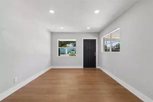 11206 N Arden Ave, Tampa, FL 33612 - Photo 9