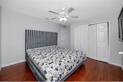 2372 18th Avenue SW, Largo, FL 33774 - Photo 5