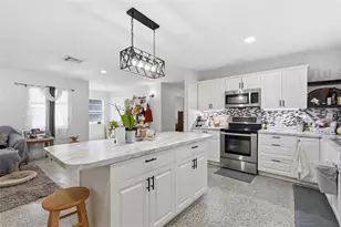 10107 N Aster Ave, Tampa, FL 33612 - Photo 39