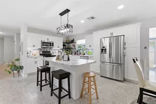 10107 N Aster Ave, Tampa, FL 33612 - Photo 37