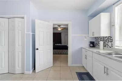 10107 N Aster Avenue, Tampa, FL 33612 - Photo 7