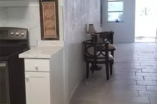 1118 Harris Ln, Clearwater, FL 33756 - Photo 5