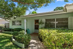 1413 Embassy Dr, Clearwater, FL 33764 - Photo 1