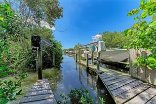 2401 10th St W, Palmetto, FL 34221 - Photo 37