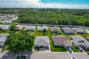 3123 Prairie Dunes Cir W, Lakeland, FL 33810 - Photo 5