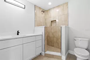 2015 E Seward St, Tampa, FL 33604 - Photo 7