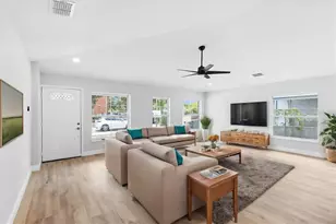2015 E Seward St, Tampa, FL 33604 - Photo 3