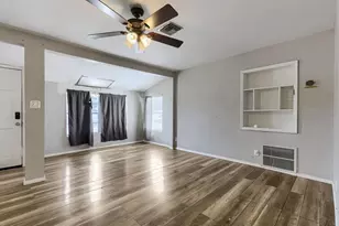 4420 44th St N, Saint Petersburg, FL 33714 - Photo 5