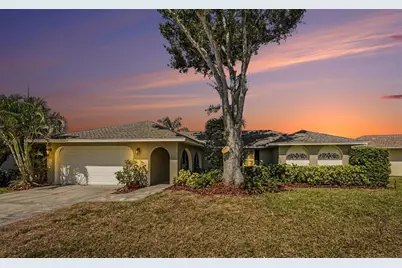 10392 136th Street, Largo, FL 33774 - Photo 1