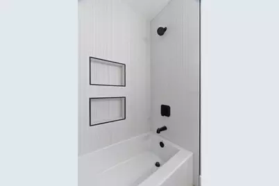 1200 80th St S, Saint Petersburg, FL 33707 - Photo 37