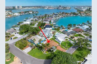 1200 80th St S, Saint Petersburg, FL 33707 - Photo 1