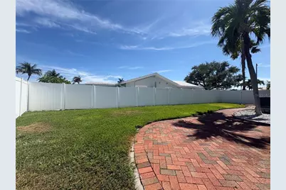 1200 80th St S, Saint Petersburg, FL 33707 - Photo 79
