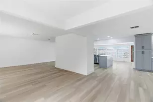1200 80th St S, Saint Petersburg, FL 33707 - Photo 31