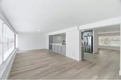1200 80th St S, Saint Petersburg, FL 33707 - Photo 39