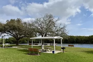 7225 Mt Fairfield Rd NE, Saint Petersburg, FL 33702 - Photo 37
