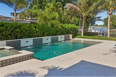 3301 Maple Street NE, Saint Petersburg, FL 33704 - Photo 11