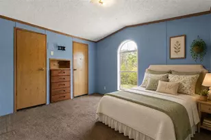 8332 Gibson Oaks Dr, Lakeland, FL 33809 - Photo 5