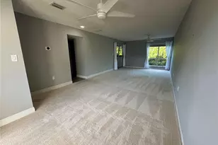 514 Windrush Bay Dr, Tarpon Springs, FL 34689 - Photo 7