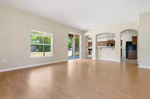 2631 Queen Alberta Dr, Valrico, FL 33596 - Photo 9
