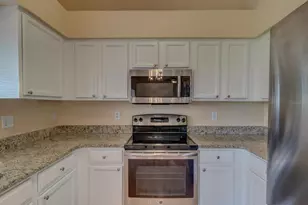 4230 Harbor Lake Dr, Lutz, FL 33558 - Photo 15