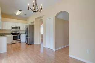 4230 Harbor Lake Dr, Lutz, FL 33558 - Photo 17