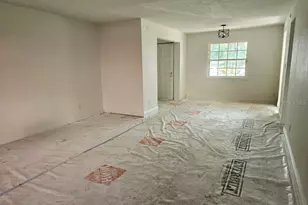 200 Country Club Dr, Largo, FL 33771 - Photo 3