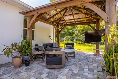 4110 W Mullen Avenue, Tampa, FL 33609 - Photo 5