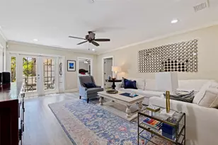 1010 43rd Ave N, Saint Petersburg, FL 33703 - Photo 13