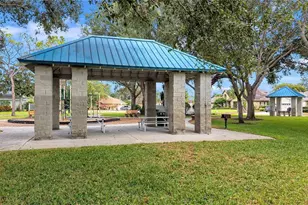 1149 Sawgrass Dr, Tarpon Springs, FL 34689 - Photo 43