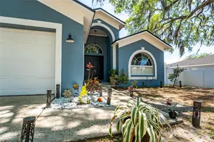 10727 Deepbrook Dr, Riverview, FL 33569 - Photo 3