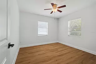 4704 W Lawn Ave, Tampa, FL 33611 - Photo 11