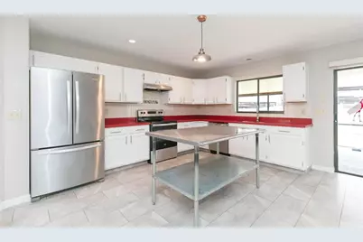18306 Felspar Way, Tampa, FL 33647 - Photo 9