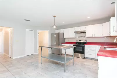 18306 Felspar Way, Tampa, FL 33647 - Photo 11