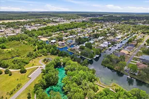 939 SE 3rd Ave, Crystal River, FL 34429 - Photo 63