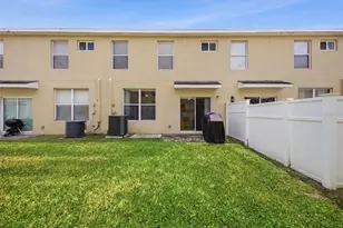 9769 Carlsdale Dr, Riverview, FL 33578 - Photo 31