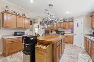 33906 Coddle Ct, Wesley Chapel, FL 33543 - Photo 21