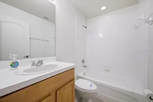 233 Cape Harbour Loop, Bradenton, FL 34212 - Photo 25