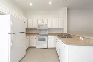 11676 Declaration Dr, Tampa, FL 33635 - Photo 13