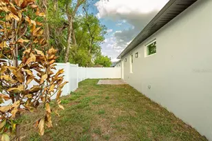 3215 W Aileen St, Tampa, FL 33607 - Photo 21
