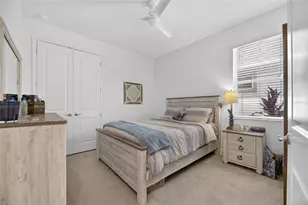 1019 Signet Dr, Apollo Beach, FL 33572 - Photo 37