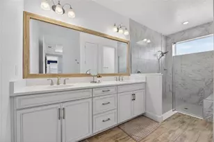 1019 Signet Dr, Apollo Beach, FL 33572 - Photo 25