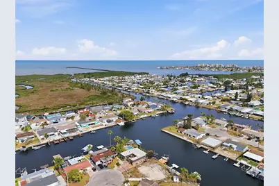 12821 4th Isle, Hudson, FL 34667 - Photo 9